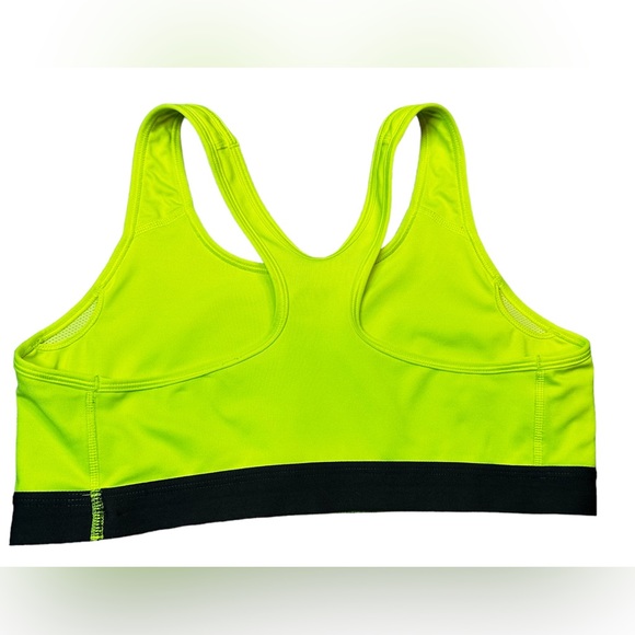 NikePro Dri-Fit Women’s Sports Bra Size Large - Picture 2 of 9